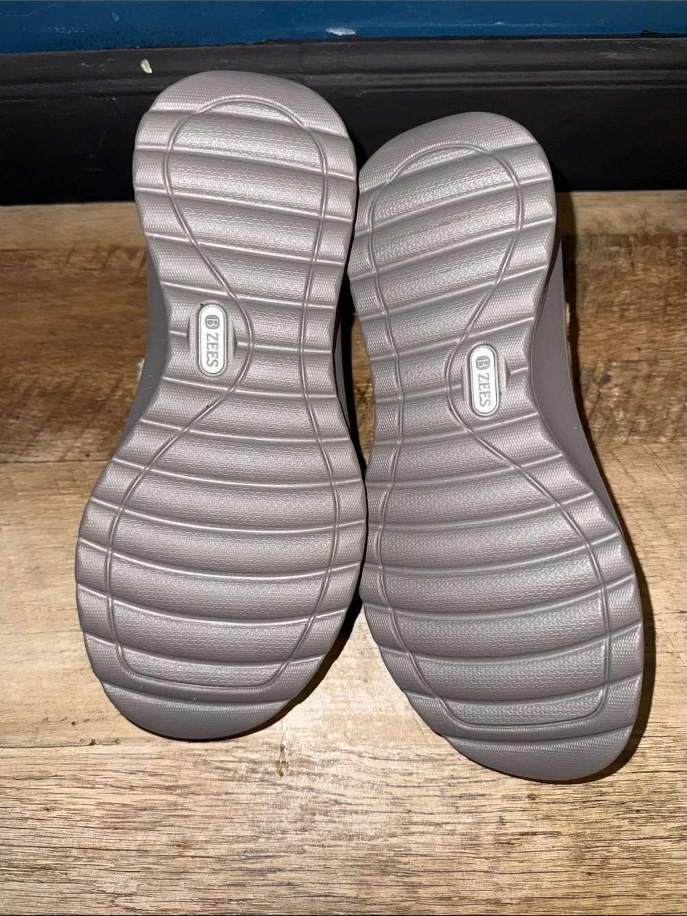 Size 6 BZees For LifeStride Bootie. New without Tags